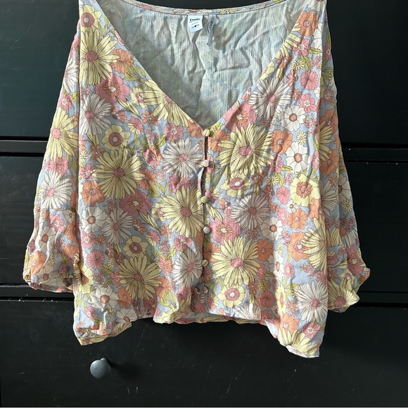Cropped floral blouse - Picture 2 of 2
